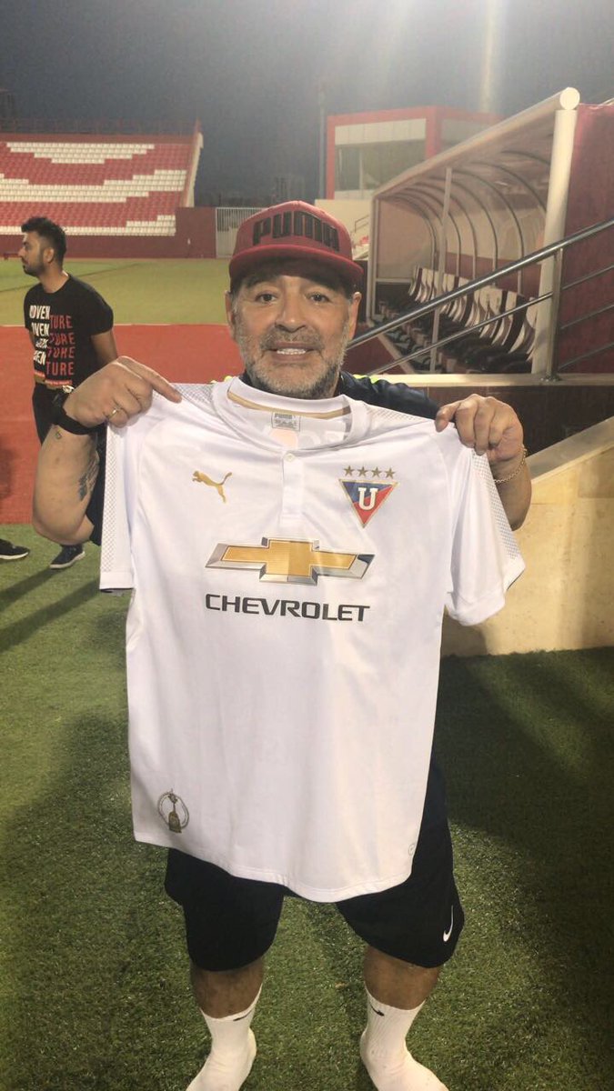 Maradona con la camiseta de Liga