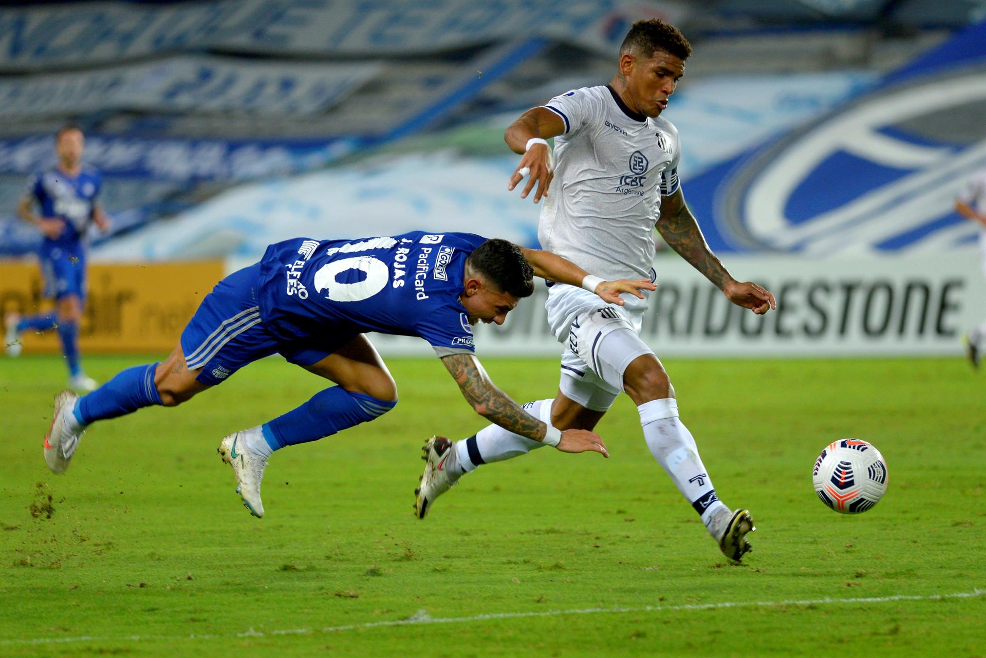 Copa Sudamericana (1-4) Talleres goleó a Emelec a ...