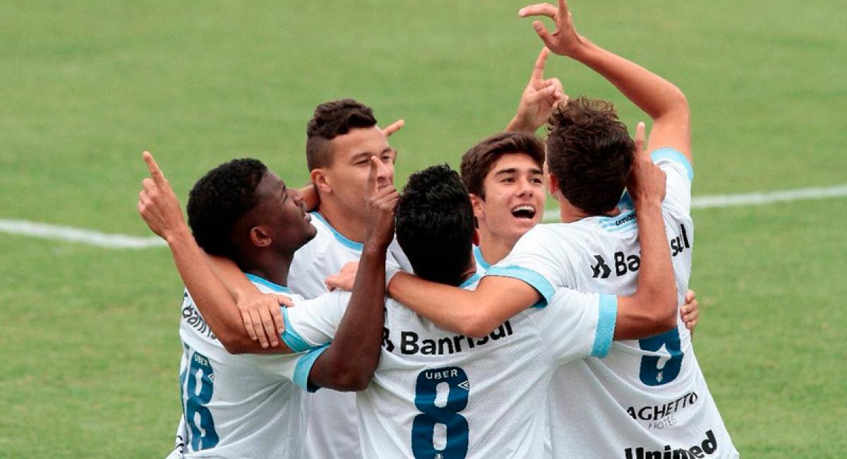 Grêmio é campeão da Copa Mitad Del Mundo Sub-18 no Equador